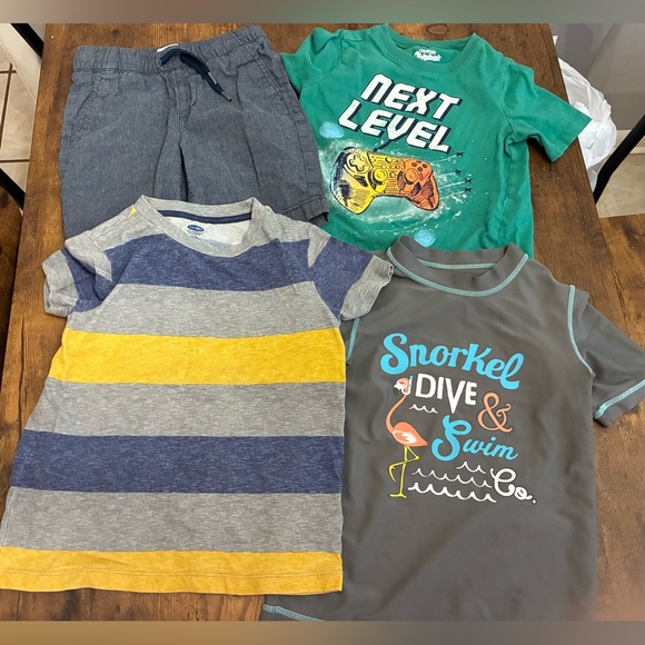 Boy’s 4/5 Clothes Bundle - Picture 4 of 4